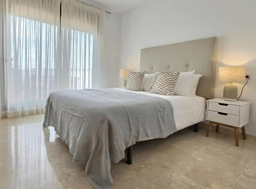 Gorgeous 3-Bedroom Penthouse With Expansive Terrace In Casares Costa Buenas Noches